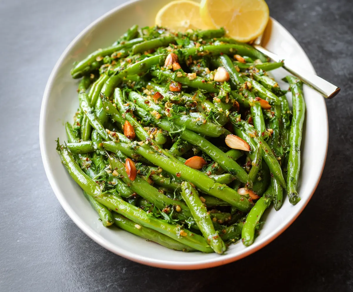 Delicious Dijon Green Beans recipe with fresh green beans coated in flavorful Dijon mustard sauce.